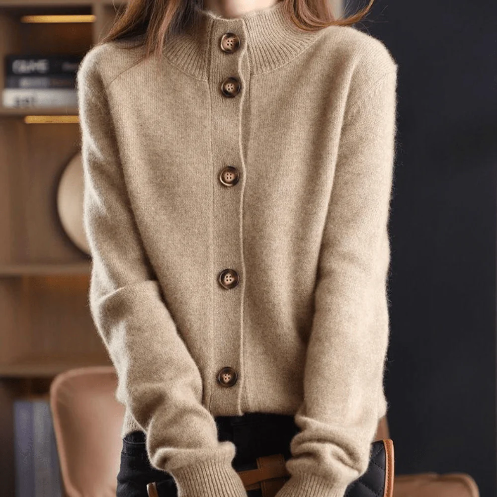 Annette - Knitted Cashmere Vest - Image 7