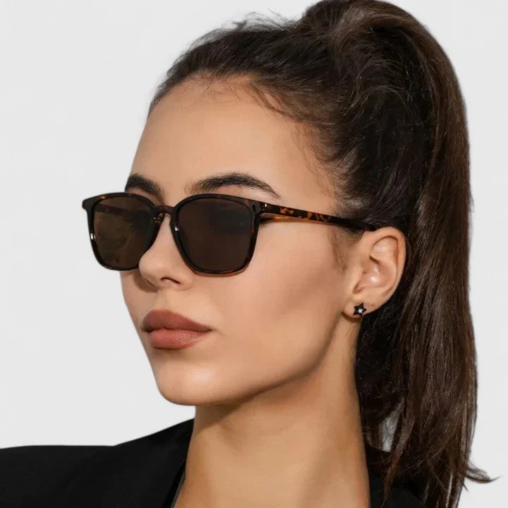 AYNZLEE | SOPHISTICATED SUNGLASSES - Image 6
