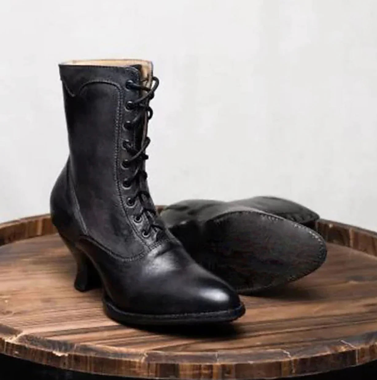 CORDELIAS™ WOMEN'S BLACK VINTAGE LACE-UP ANKLE BOOTS - Image 4