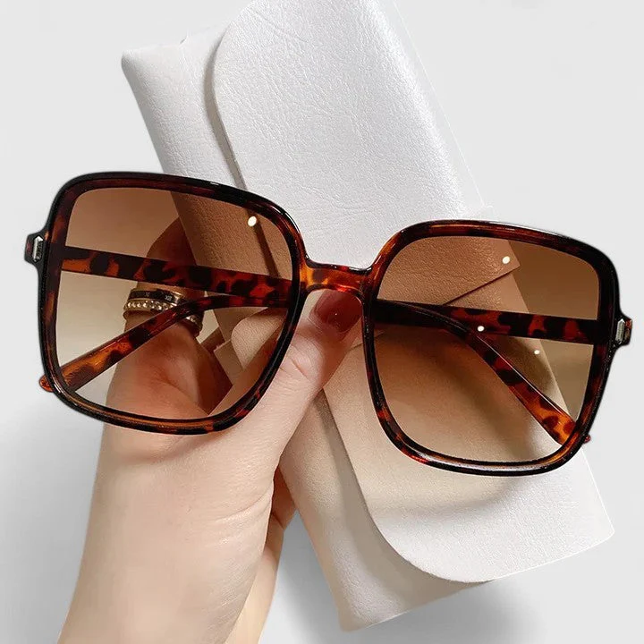 EMALYNN | ELEGANT SUNGLASSES - Image 6