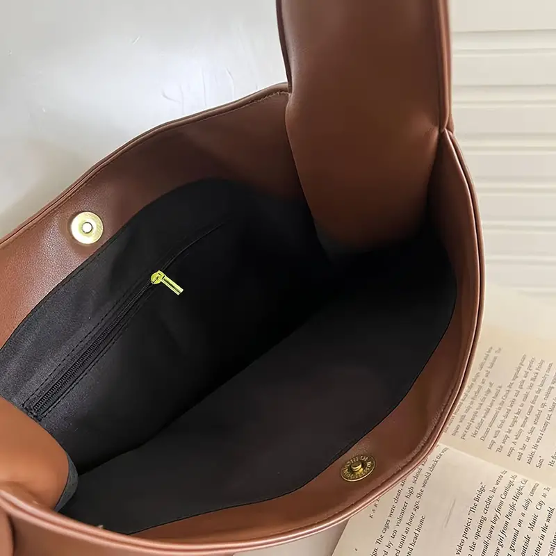 EMILIA™ SOLID COLOR HOBO BAG - Image 3