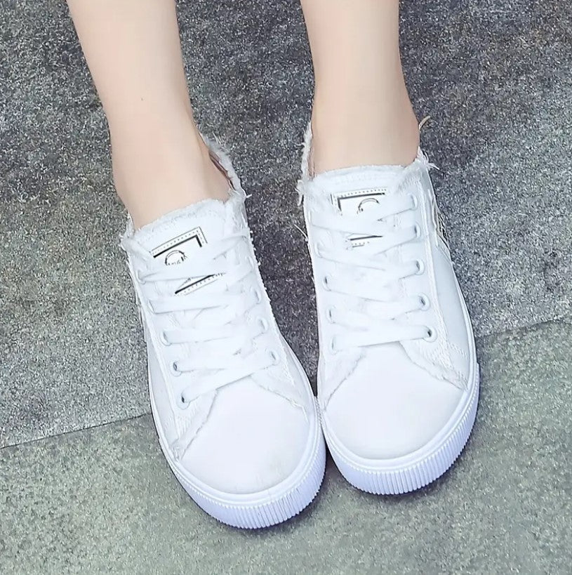 ROBE™ BEAUTIFUL UNISEX CANVAS SNEAKERS - Image 9