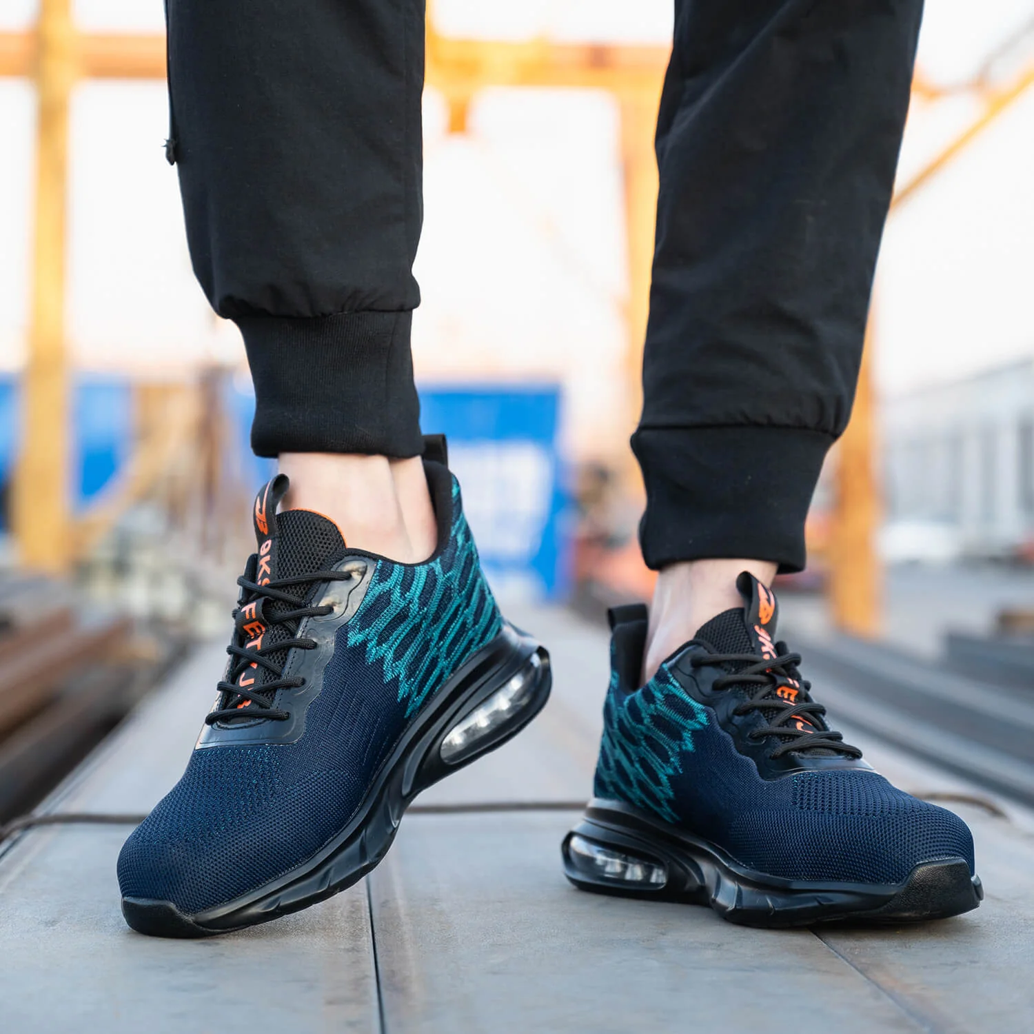 SHIELDLITE™ STEEL TOE LIGHTWEIGHT SAFETY SNEAKERS - Image 4
