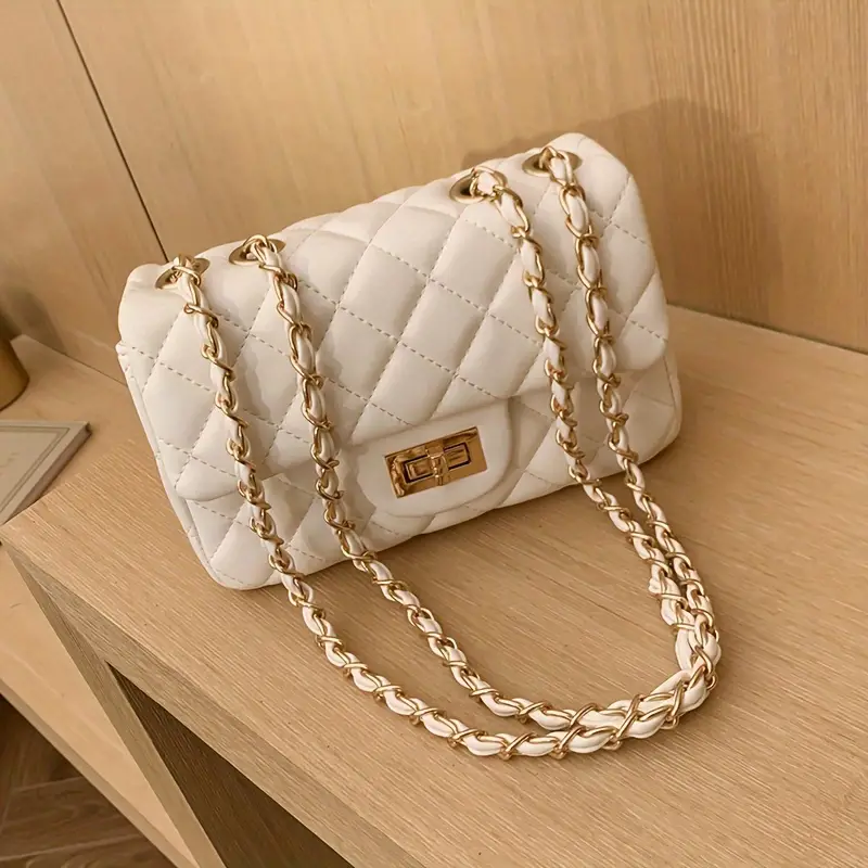 VIVIENNE™ LUXURY ARGYLE QUILTED CROSSBODY BAG - Image 5